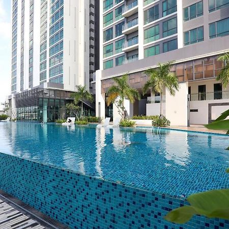 Elegant Homes 9Pax 5Bed Sunway Pyramid-Lagoon 2 Car Park 八打灵再也 外观 照片