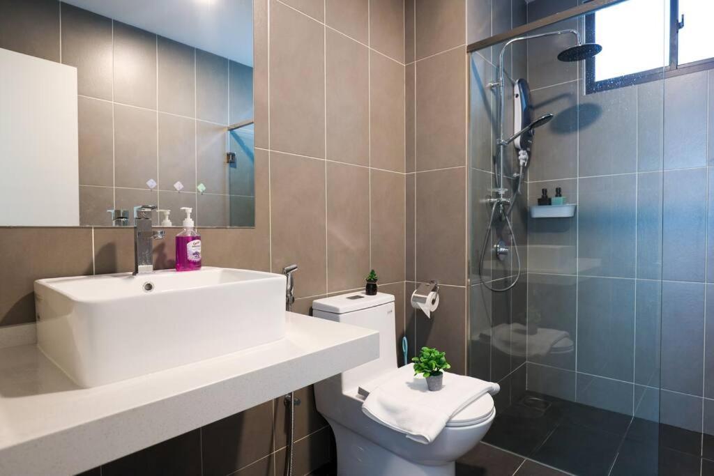 Elegant Homes 9Pax 5Bed Sunway Pyramid-Lagoon 2 Car Park 八打灵再也 外观 照片