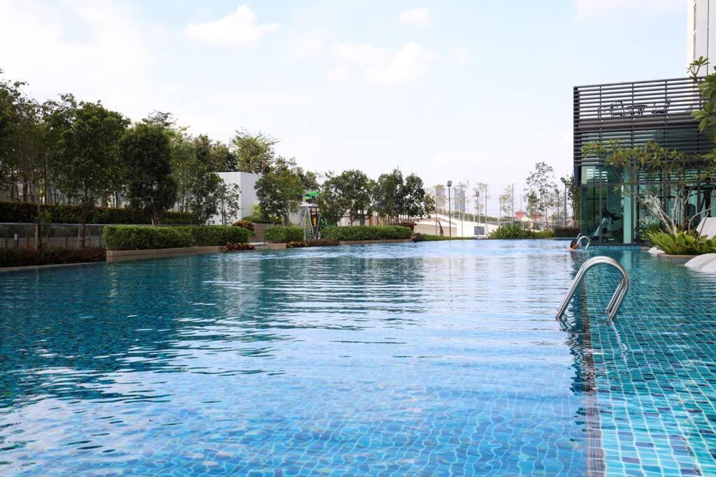 Elegant Homes 9Pax 5Bed Sunway Pyramid-Lagoon 2 Car Park 八打灵再也 外观 照片