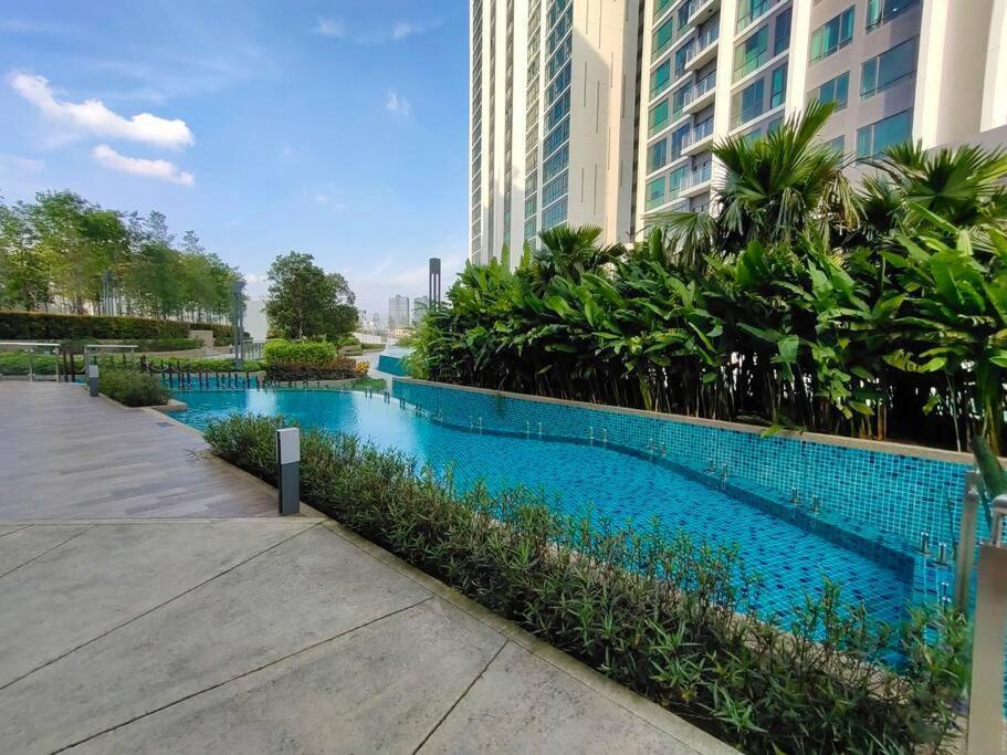 Elegant Homes 9Pax 5Bed Sunway Pyramid-Lagoon 2 Car Park 八打灵再也 外观 照片