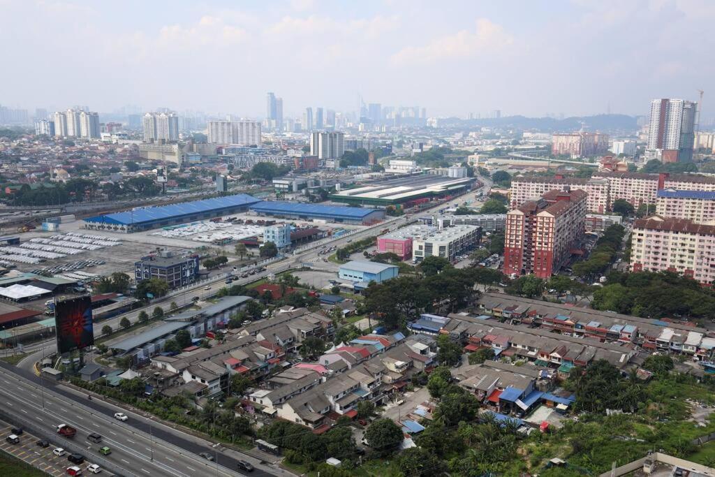 Elegant Homes 9Pax 5Bed Sunway Pyramid-Lagoon 2 Car Park 八打灵再也 外观 照片