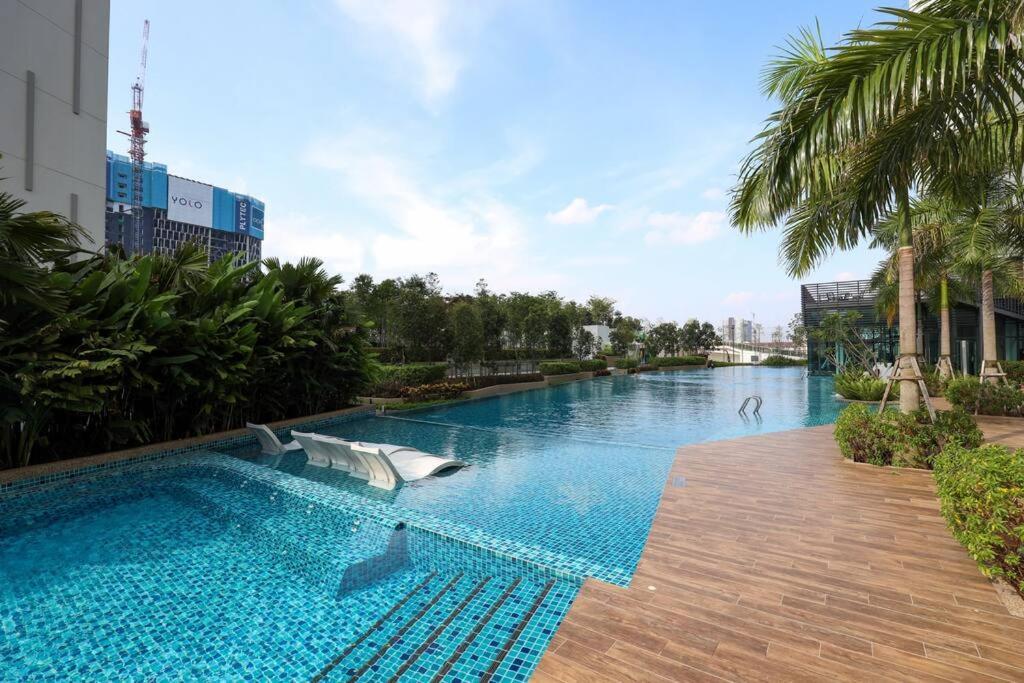 Elegant Homes 9Pax 5Bed Sunway Pyramid-Lagoon 2 Car Park 八打灵再也 外观 照片